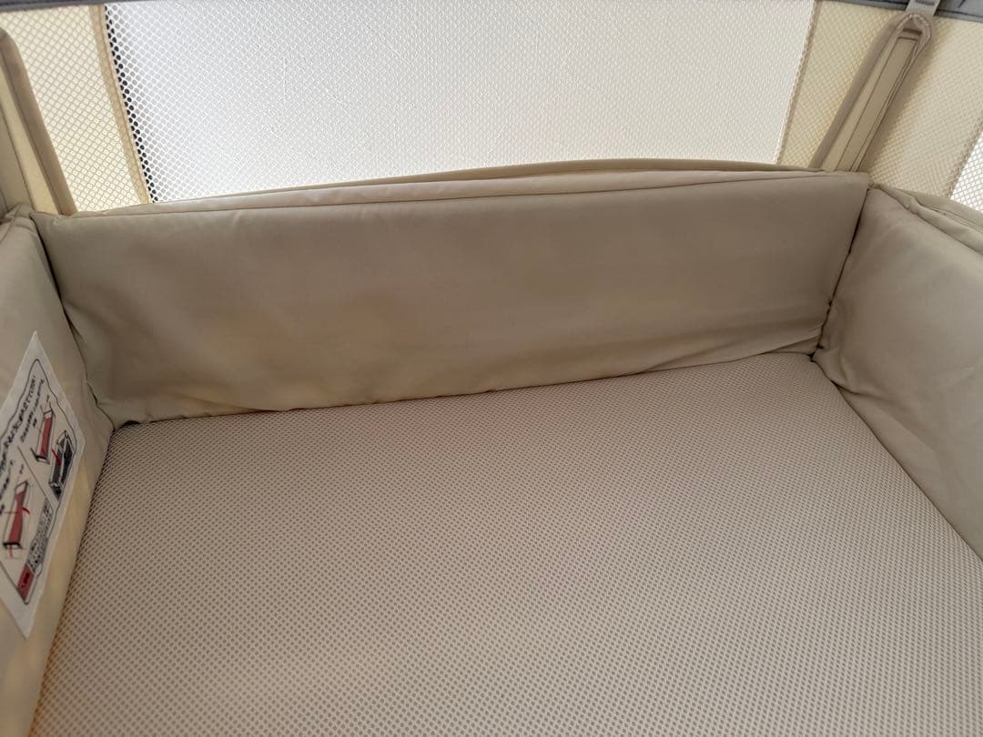 ApricaアップリカココネルエアーAB ホワイトグレー