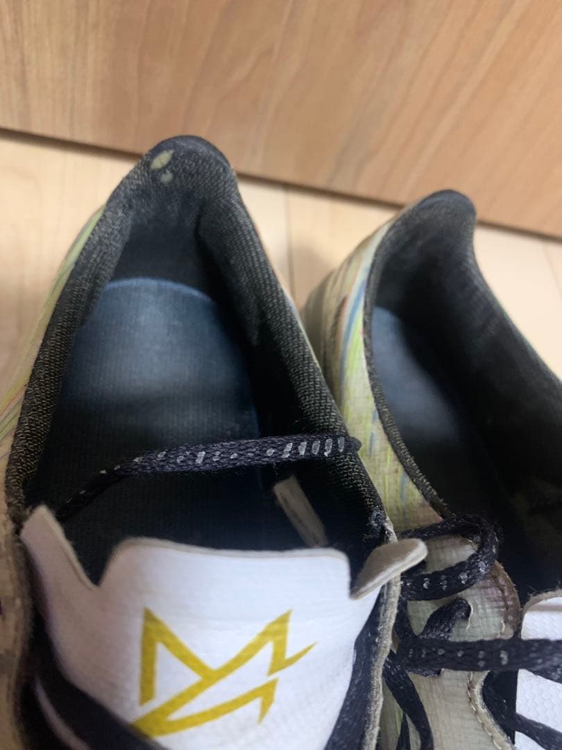 Mizuno サッカーシューズ・スパイク ホワイト・マルチカラー