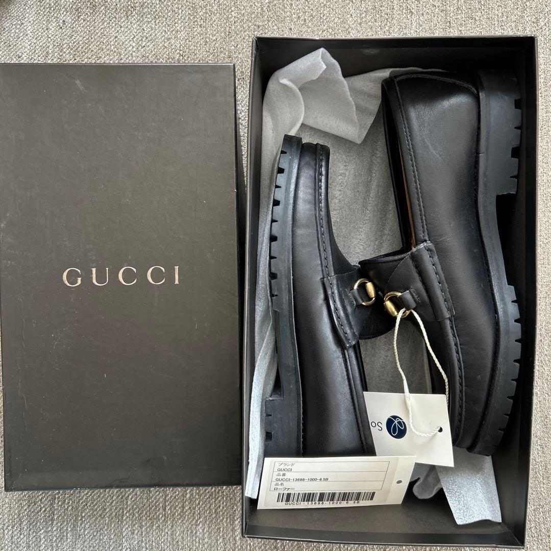 GUCCI ローファー