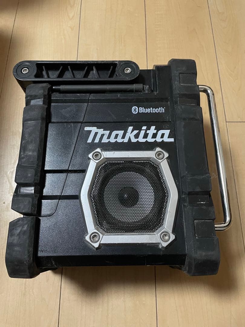 マキタ　ラジオ　MR108