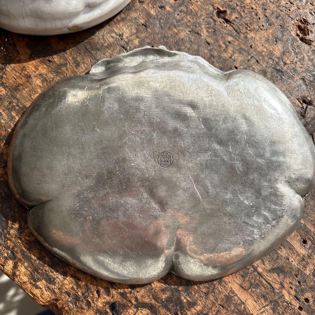 《アンティーク 》ぶどう装飾 錫プレート （1816年製？）