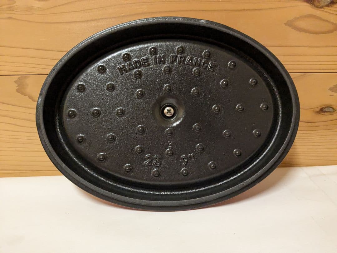 【未使用】ストウブ(Staub)　ピコ ココット オーバル チェリー 23cm