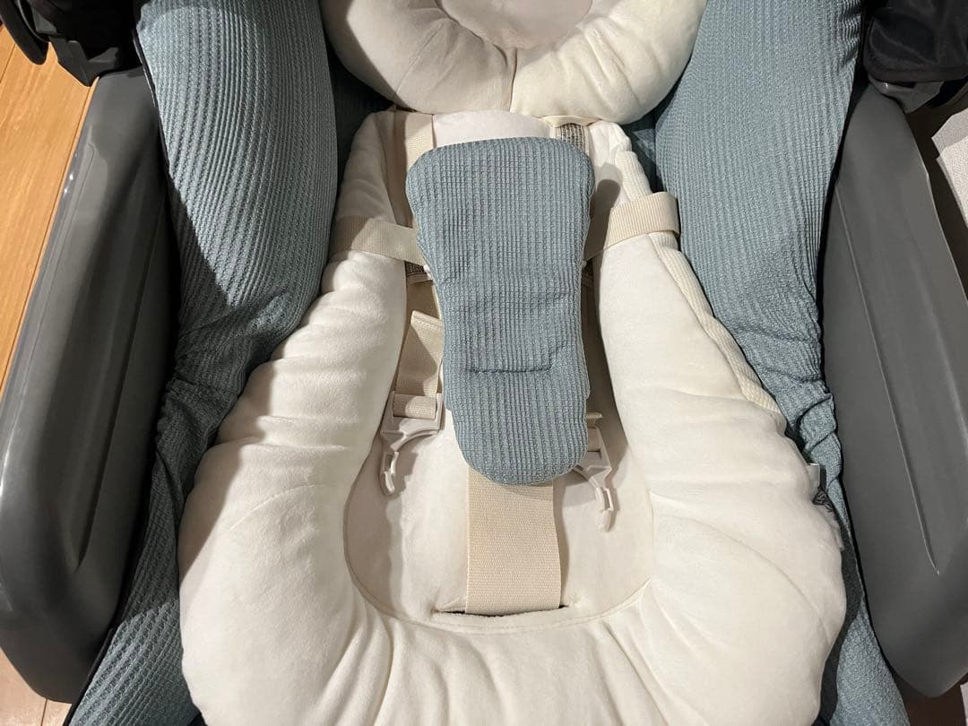 コンビ　ネムリラ　BEDi long オートスイング