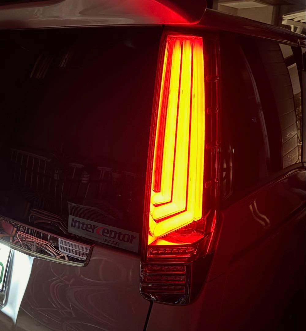 VALENTI 80 ノア・ヴォクシー・エスクァイア ジュエルLEDテールランプ