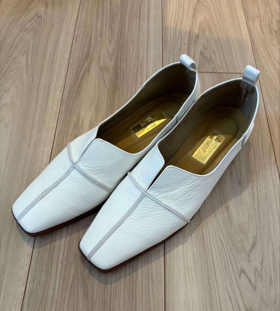 Le Talon GRISE レザーフラットシューズ