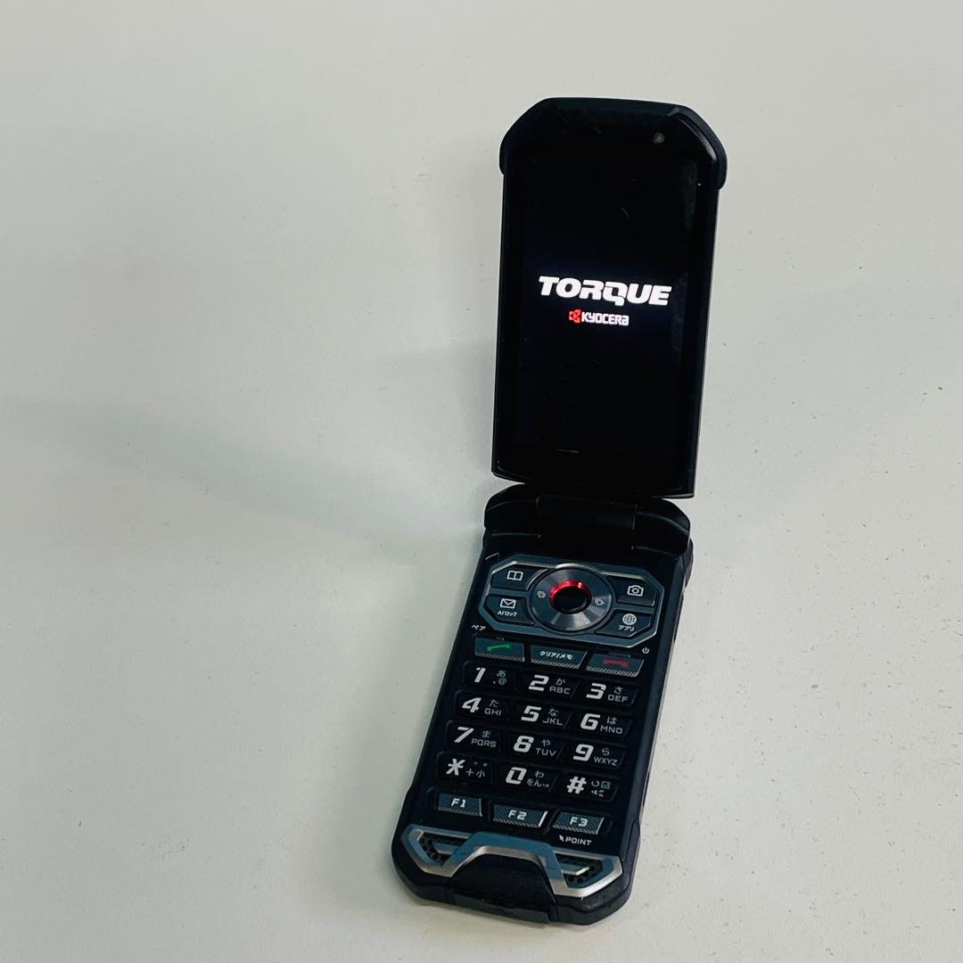 au TORQUE X01 折りたたみ式携帯電話 シルバー/ブラック