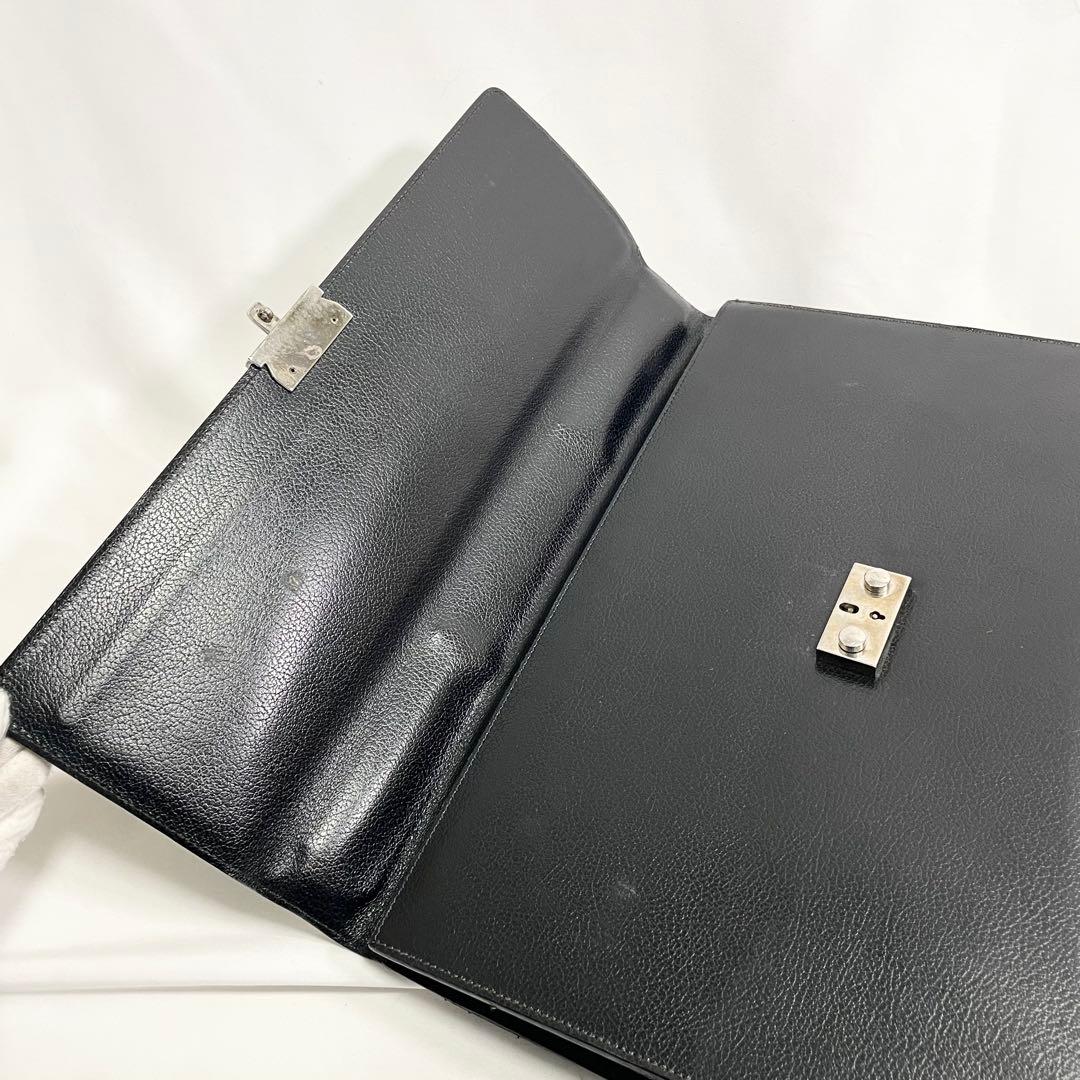 フェラガモ 2way ブリーフケース ビジネスバッグ 金具 大容量 多機能 A4