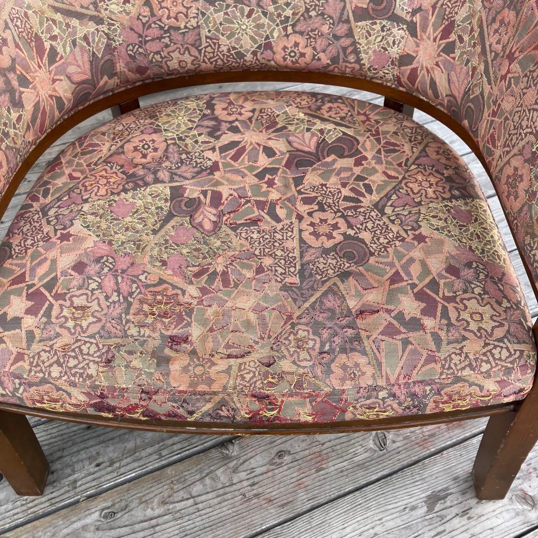 カリモク 花柄 木製アームチェア ダイニングチェア 1人がけソファー 木製椅子