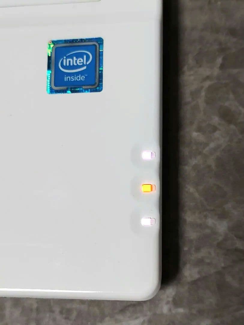 NEC LAVIE ノートパソコン★ PC-NS150FAW★ホワイト