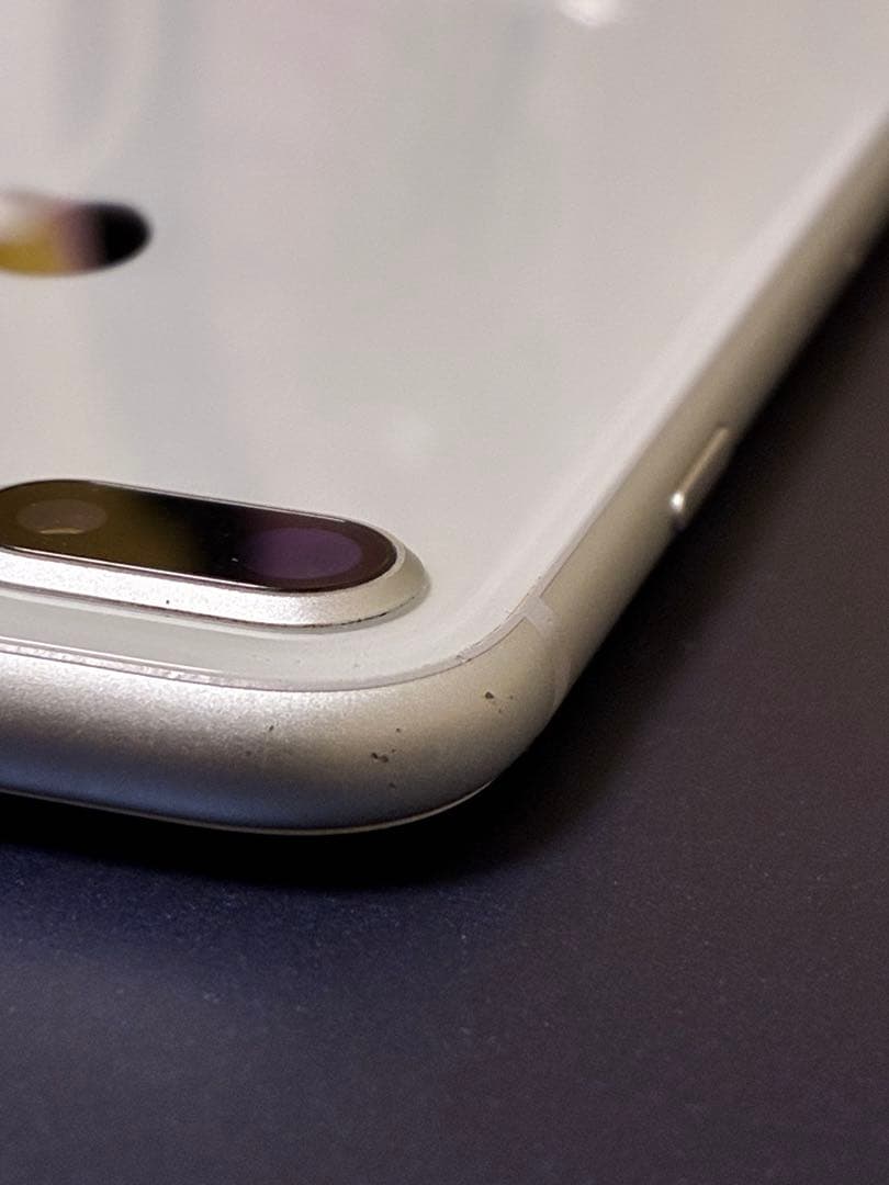 Apple iPhone 8 Plus シルバー　95% 本体 SiMフリー