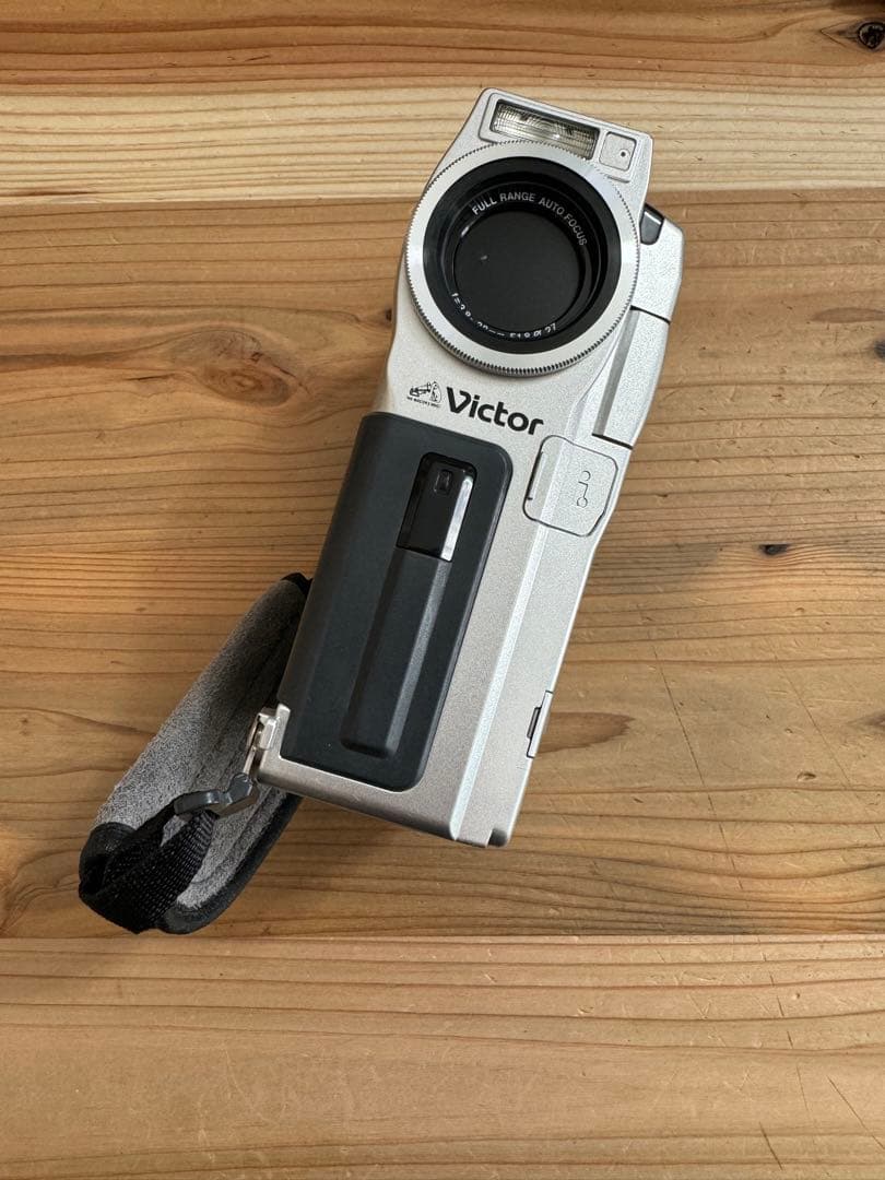 ジャンク　ビデオカメラ 3点セット　付属品つき