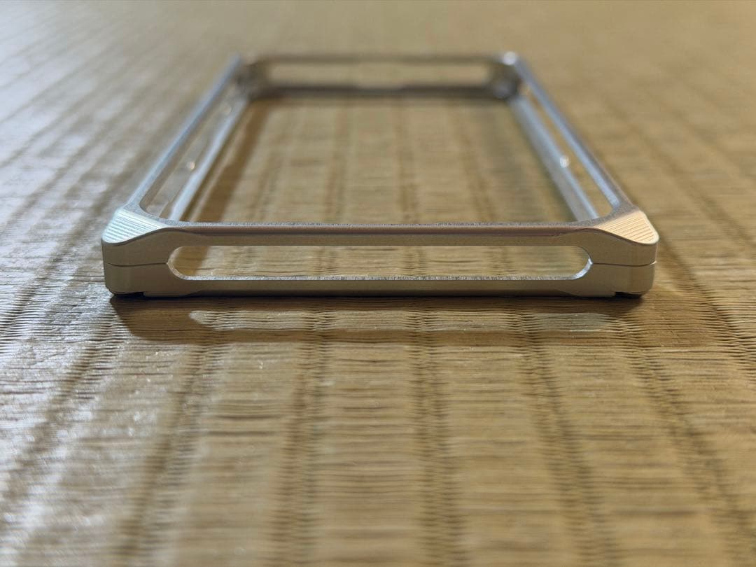 ソリッドバンパー for iPhone16 Pro Max