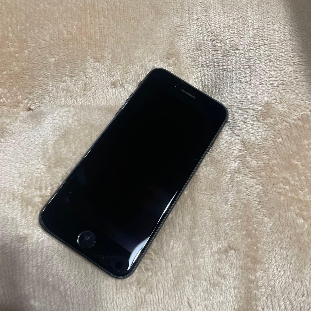 iPhone SE 第二世代　ブラック