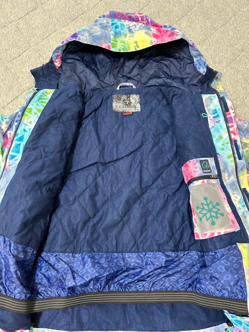 【新品・タグ付】スノボ スキー ウェア 上下セット
