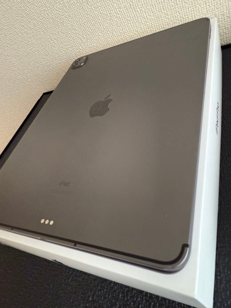 [香港] iPad Pro 12.9インチ 第5世代Cellular 512GB