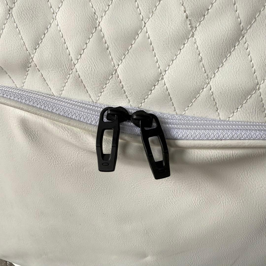 【オークリー】人気スカル刺繍ロゴ 合成皮革 ゴルフトートボストンバック 大容量‼️