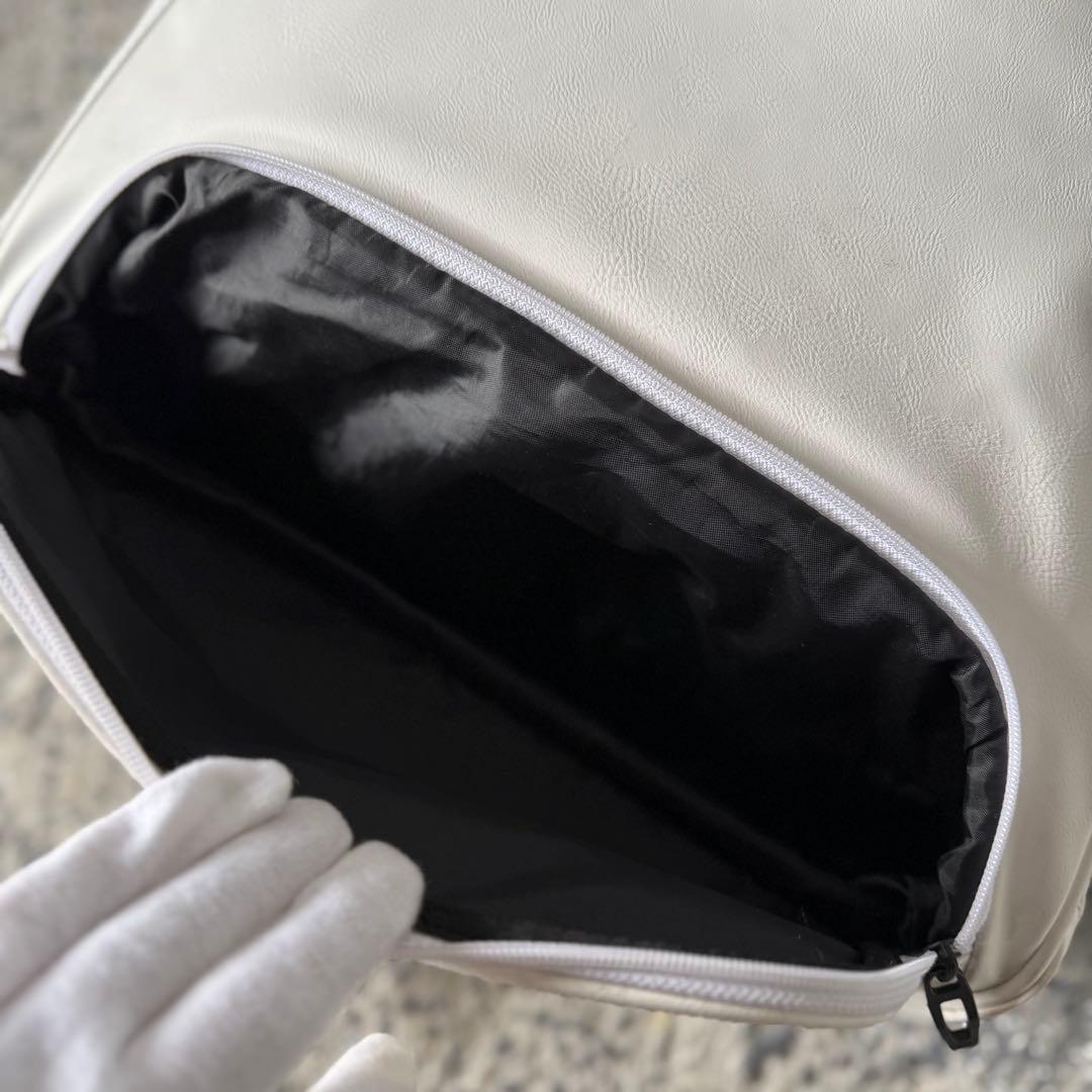 【オークリー】人気スカル刺繍ロゴ 合成皮革 ゴルフトートボストンバック 大容量‼️