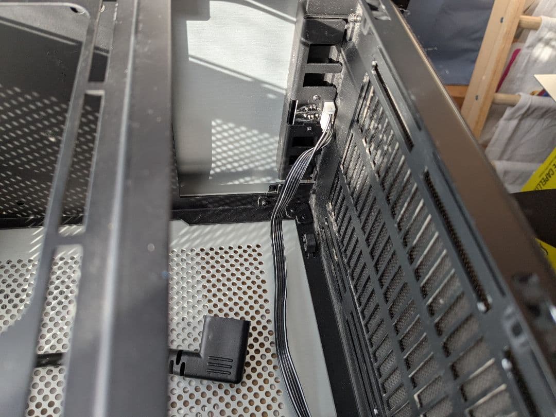 NCASE M1 v6.1 シルバー PCケース