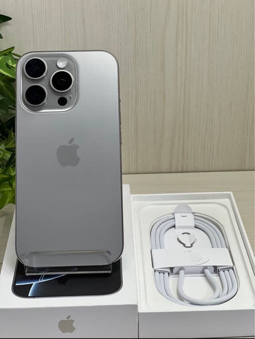 ✅✨ほぼ未使用✨iPhone16 pro 256GB❣️100% ナチュラル 茶