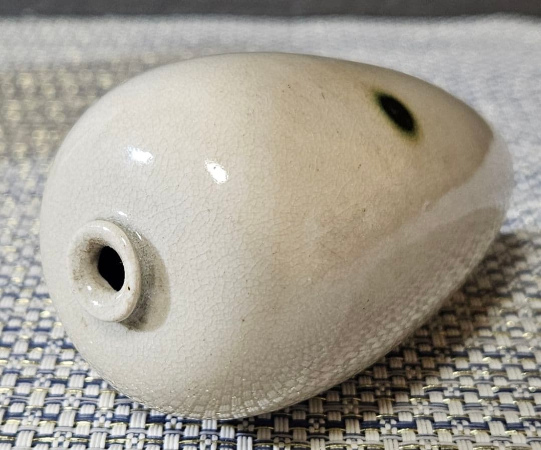 中国古陶磁器　中国古美術　古玩　清朝　 清代　白磁　点緑釉　小壺　花入　鼻煙壺