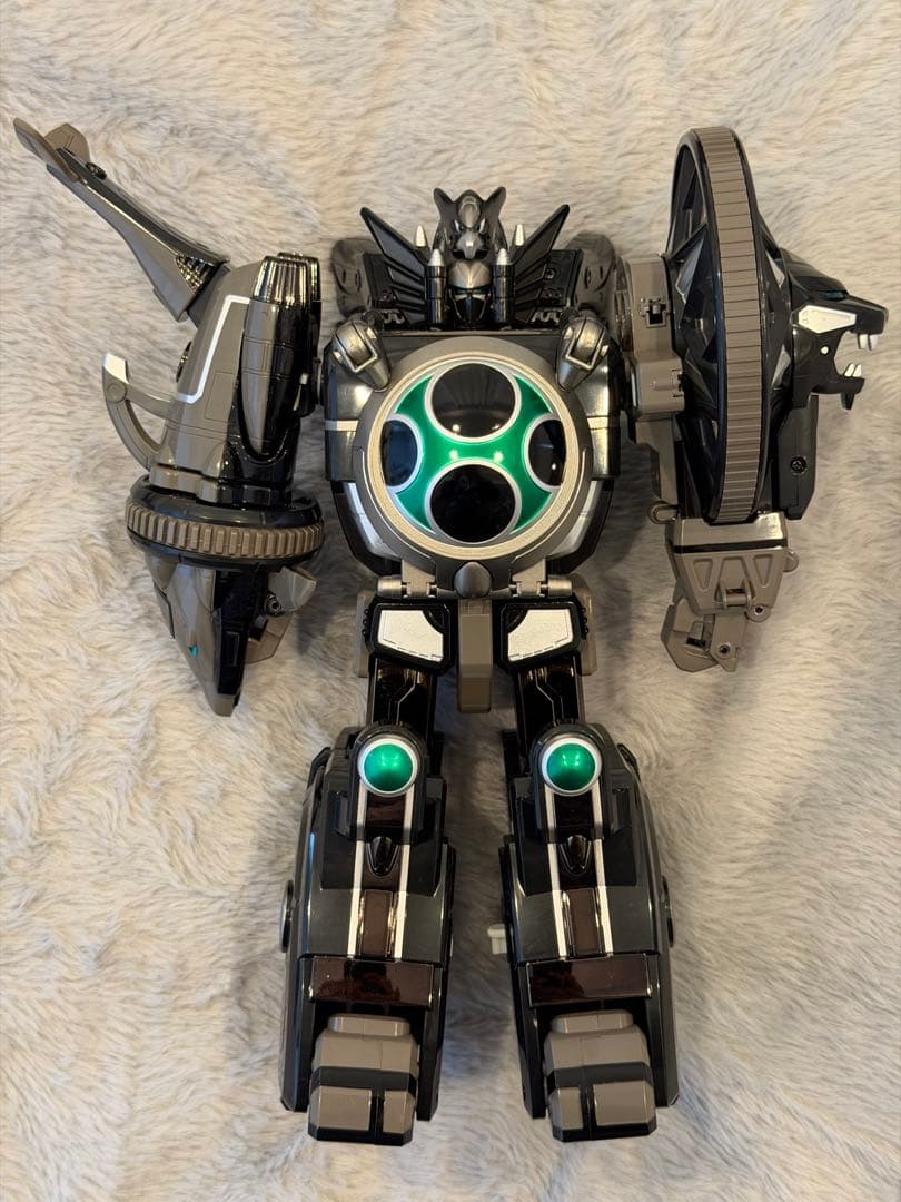 DX超合金GD-49 轟雷旋風神 ブラックバージョン