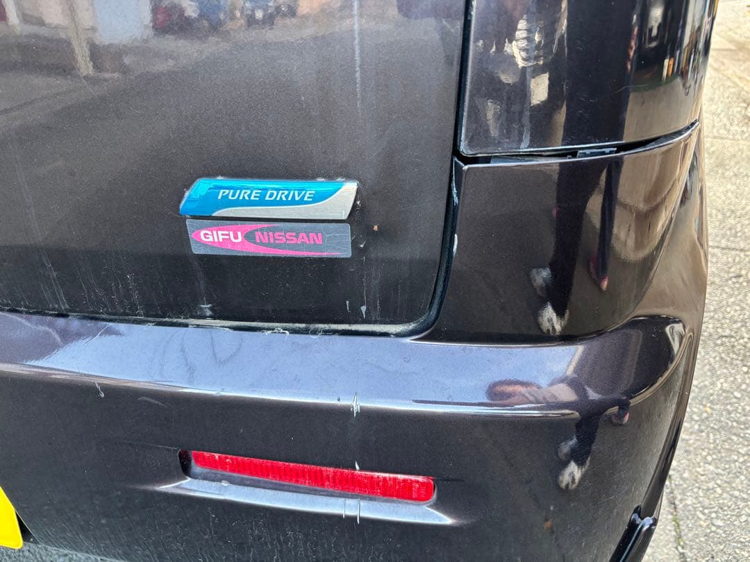 自動車