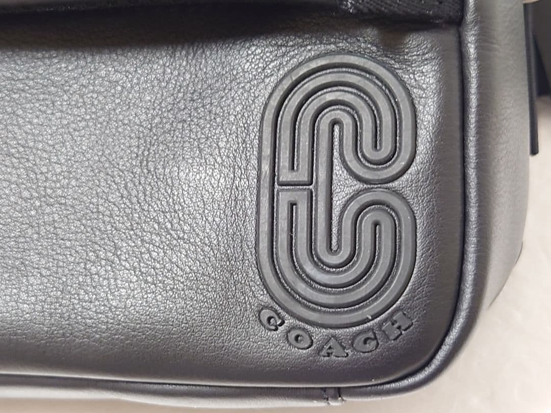 [超美品]COACHコーチウエストポーチ