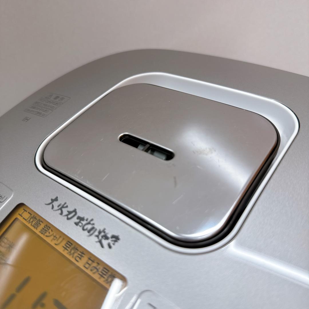 【美品】Panasonic パナソニック 炊飯器 SR-HX18VC