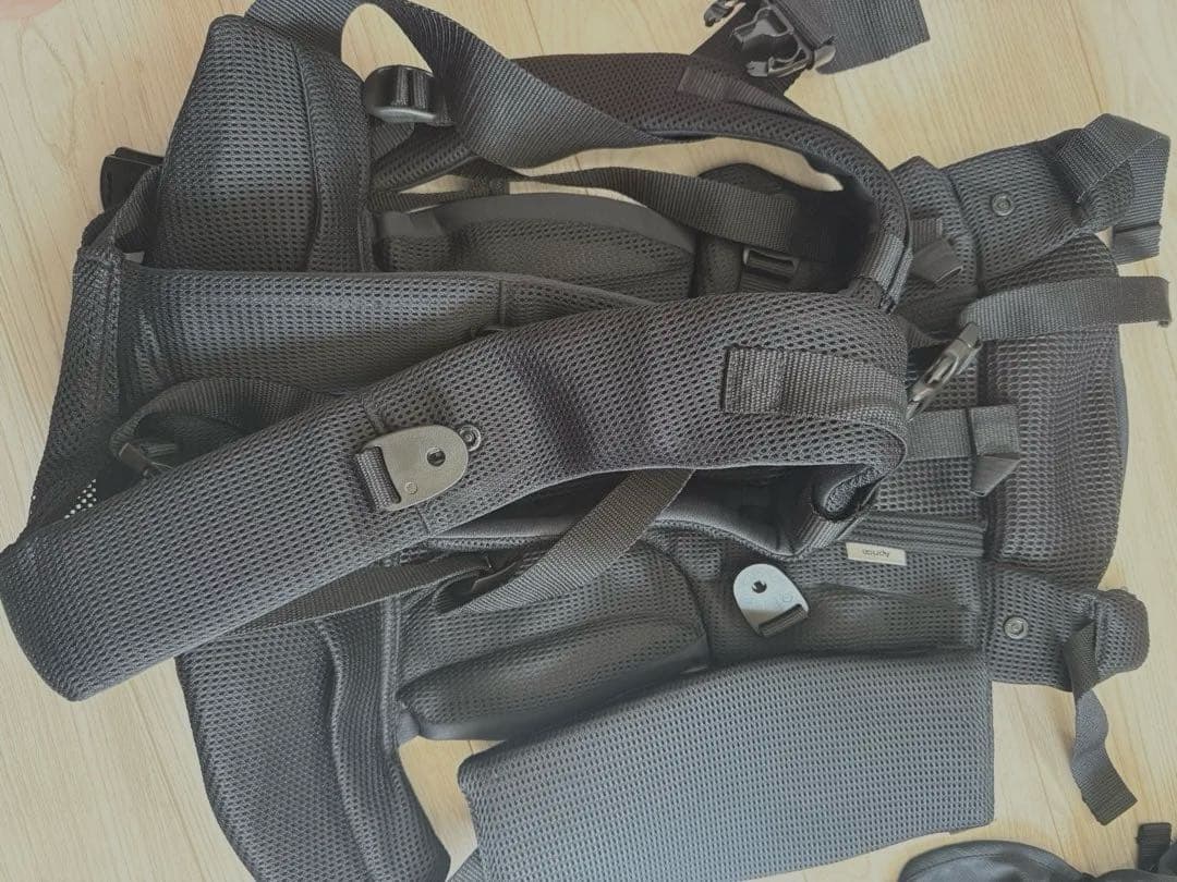 Aprica Laclis 抱っこ紐 ブラック　ラクリス　アップリカ値下げ