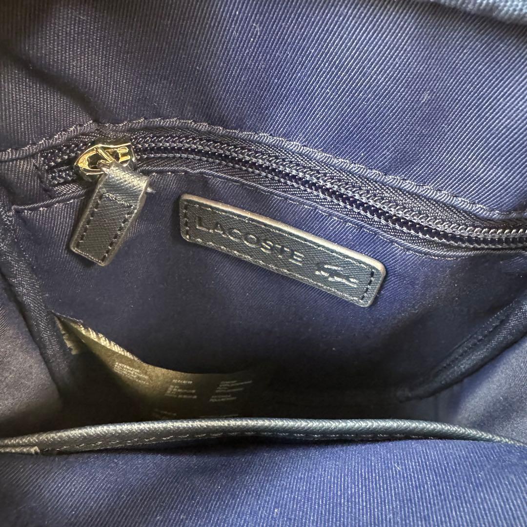 現行モデル✨ラコステ　メンズクラシック バーティカルカメラバッグ　LACOSTE