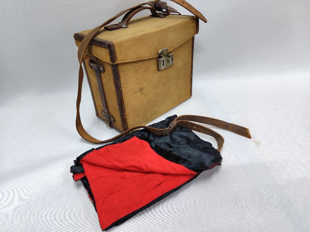 木製蛇腹カメラ　レンズ・三脚付き　アンティーク