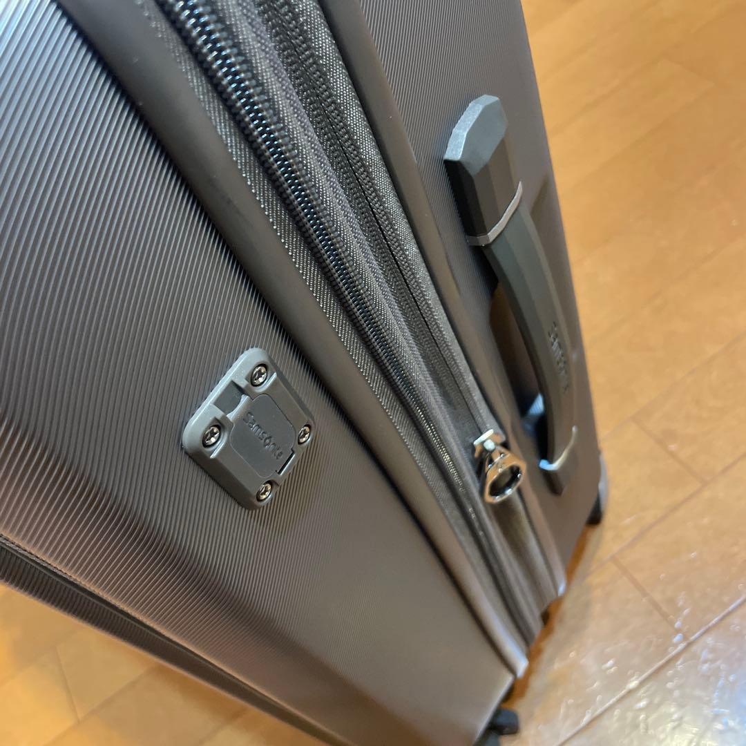 サムソナイト　スーツケース　ジャストライト