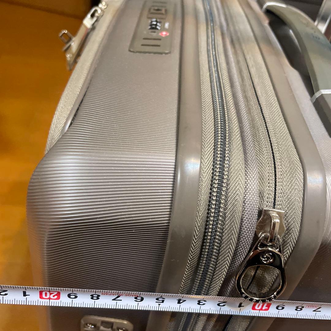 サムソナイト　スーツケース　ジャストライト