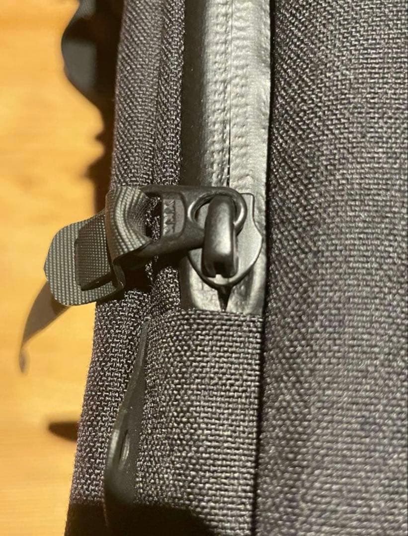 BLACK EMBER ブラックショルダーバッグ