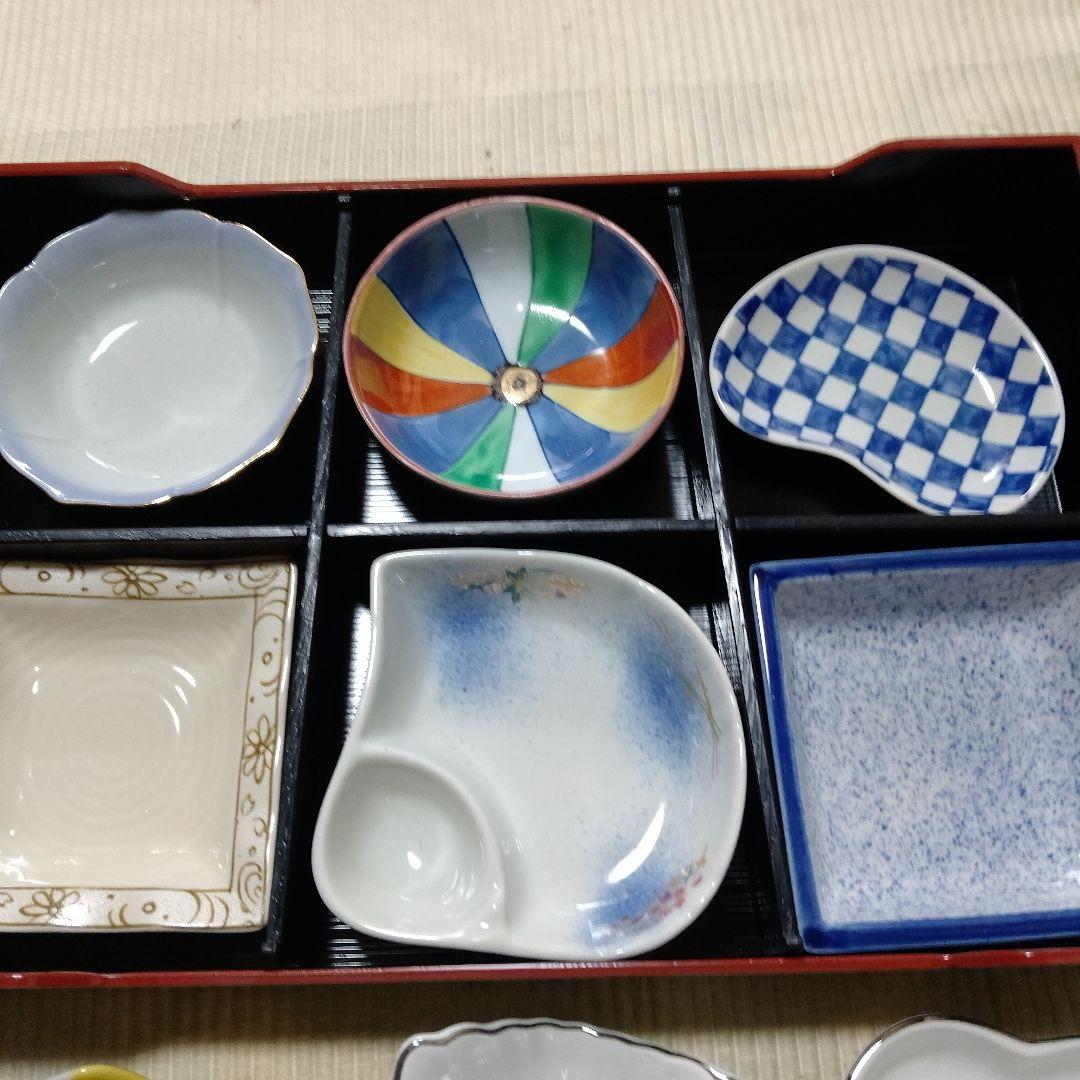 多様なデザインの小皿セット 12個、松花堂弁当箱付き、送料込み、おすすめ