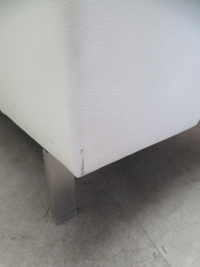 美品■IDC大塚■ロルフベンツ■総革■LINEA■91.3万■2人掛けソファ