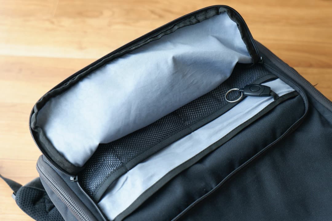 Hex ヘックス カメラバック バックパック　リュック 21L