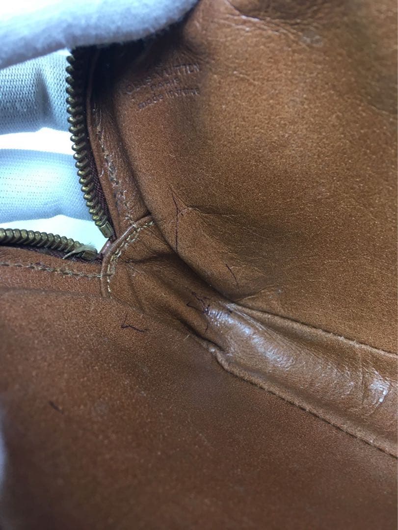 ルイヴィトン　モノグラム　ショルダーバッグ