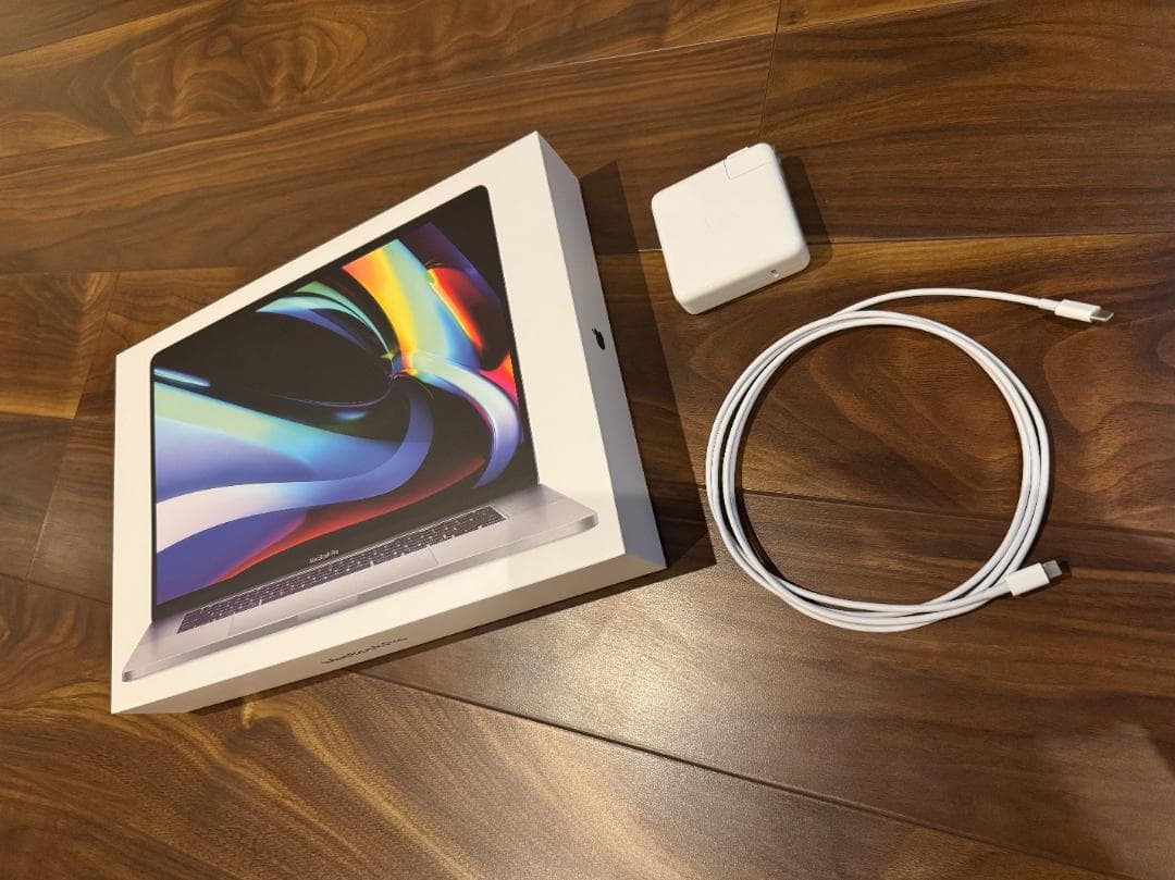 MacBook Pro 16 2019 Core i9_1TB/充放電239回