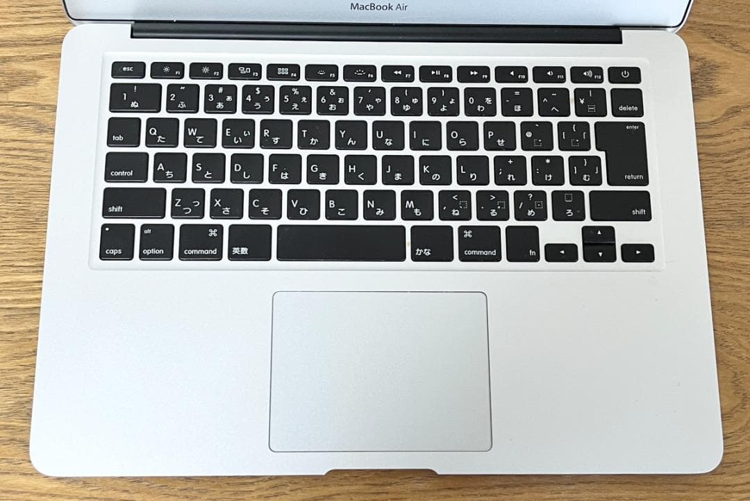 【送料無料】MacBook Air 13 i7 8GB SSD256GB AC付