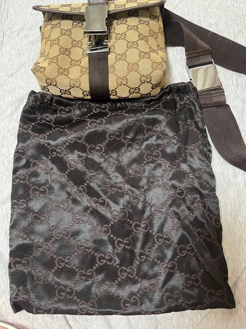 GUCCI ウエストポーチ ショルダー ボディーバッグ
