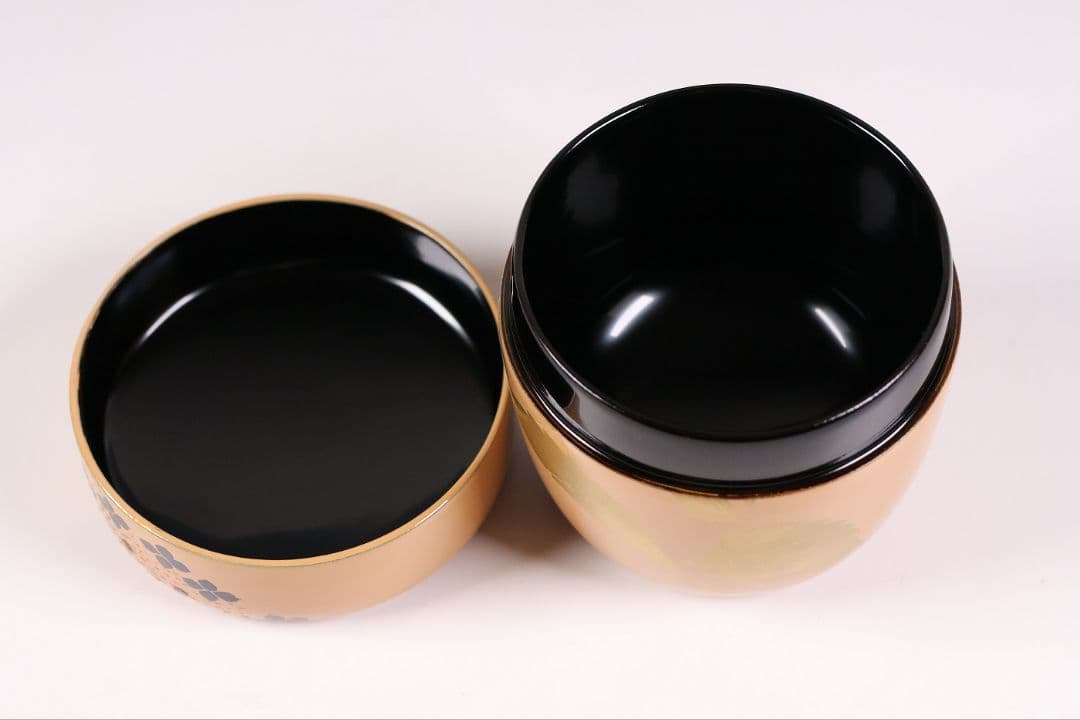 茶道具 中出松峰 白塗 紫陽花蒔絵 中棗 木製 共箱 漆芸 螺鈿【MA913】