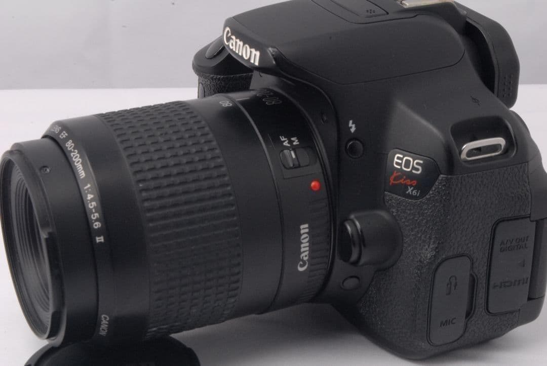 Canon EOS Kiss X6i★レンズ付き一眼レフカメラ★バリアングル液晶