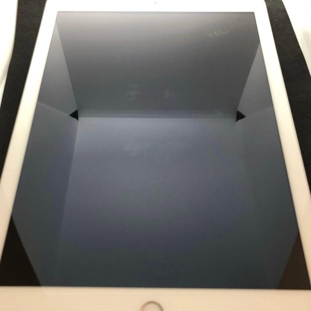 【1/1販売終了】iPad 第5世代 128GB SIMフリー 【すぐ発送】