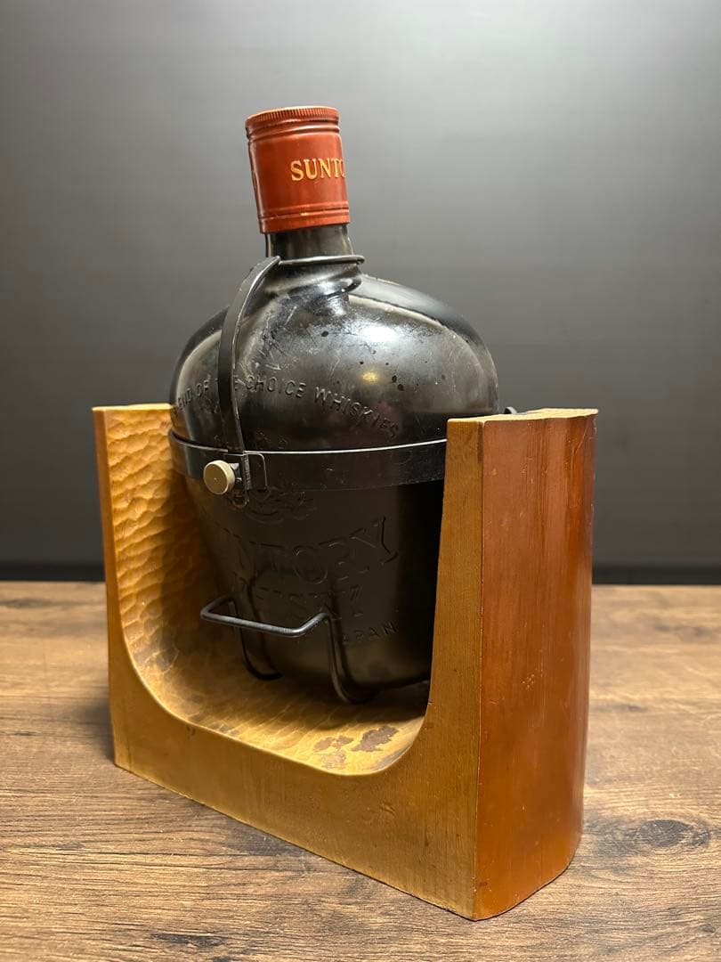 未開封　サントリーウイスキー SUNTORY WHISKY 飾台 4000ml