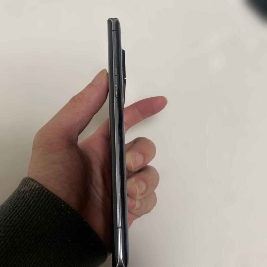 AQUOS R6 本体 SH-51B sim フリー