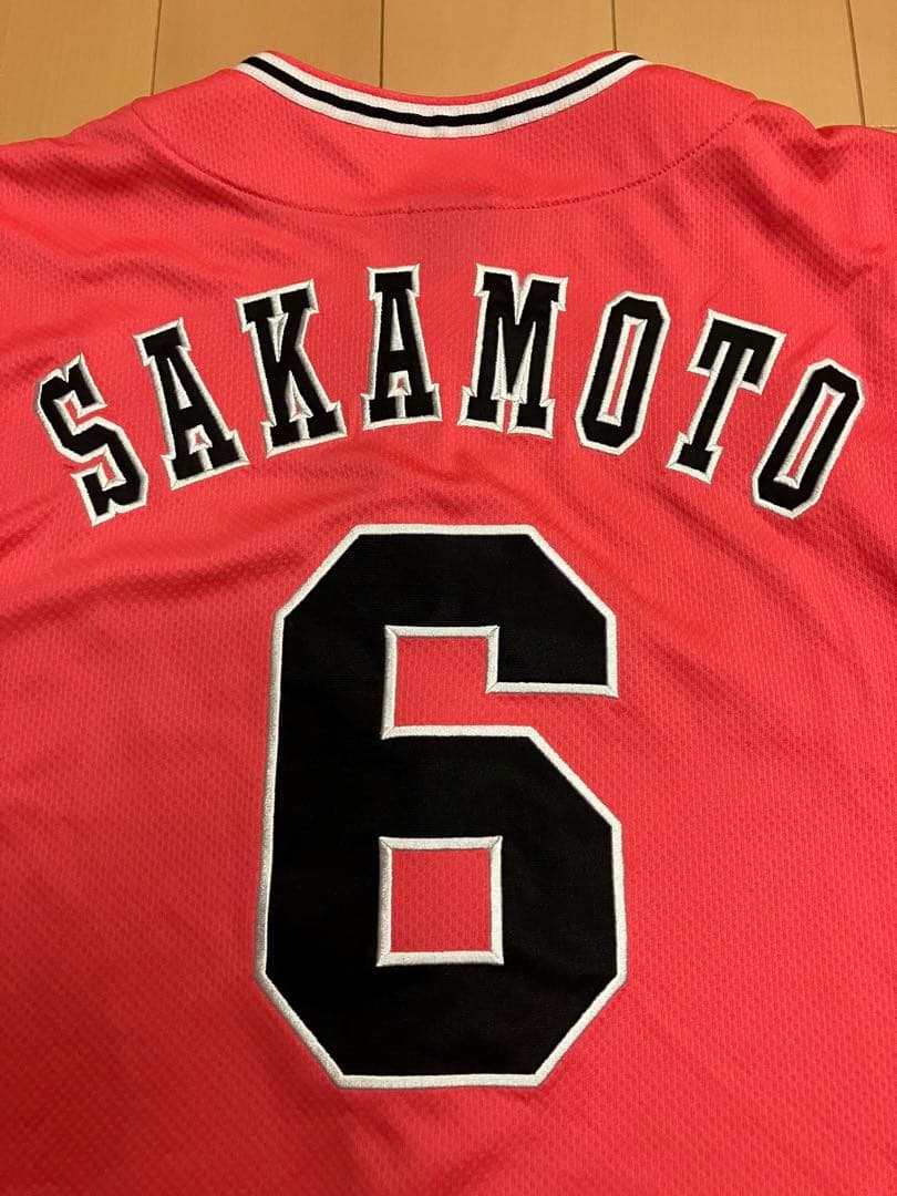 坂本勇人　ピンク　ユニフォーム　読売ジャイアンツ　読売巨人軍　侍ジャパン　WBC