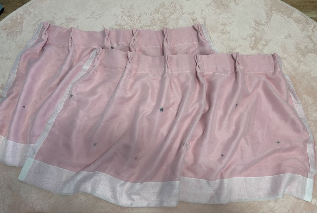 ピンク星柄カーテン2枚セット