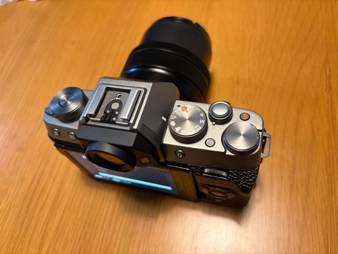 FUJIFILM X-T100 レンズキット　ダークシルバー