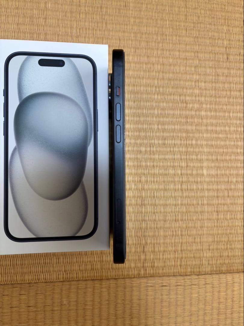 iPhone 15 ブラック128GB 国内版SIMフリー 最大容量約90%